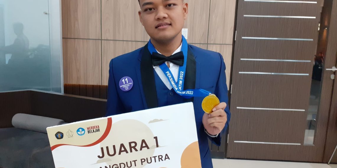 Mahasiswa Vokasi UB Sabet Juara Dangdut Peksimida Jatim